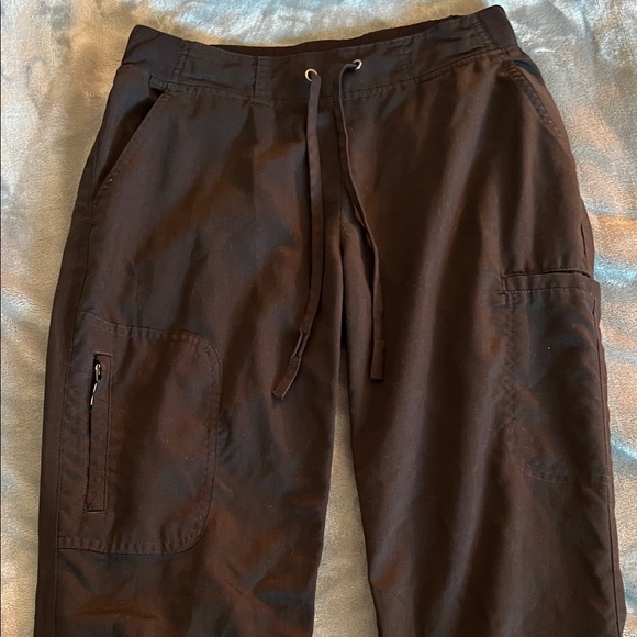Grey's Anatomy Women Black Scrub Cargo Pants - Picture 3 of 8